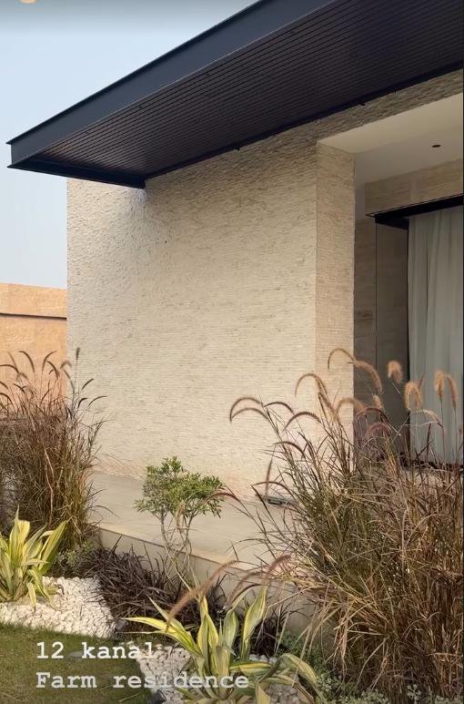 Farmhouse Residence image 10